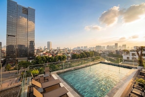 Private pool