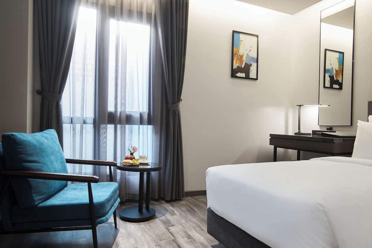 1 bedroom, premium bedding, Select Comfort beds, minibar