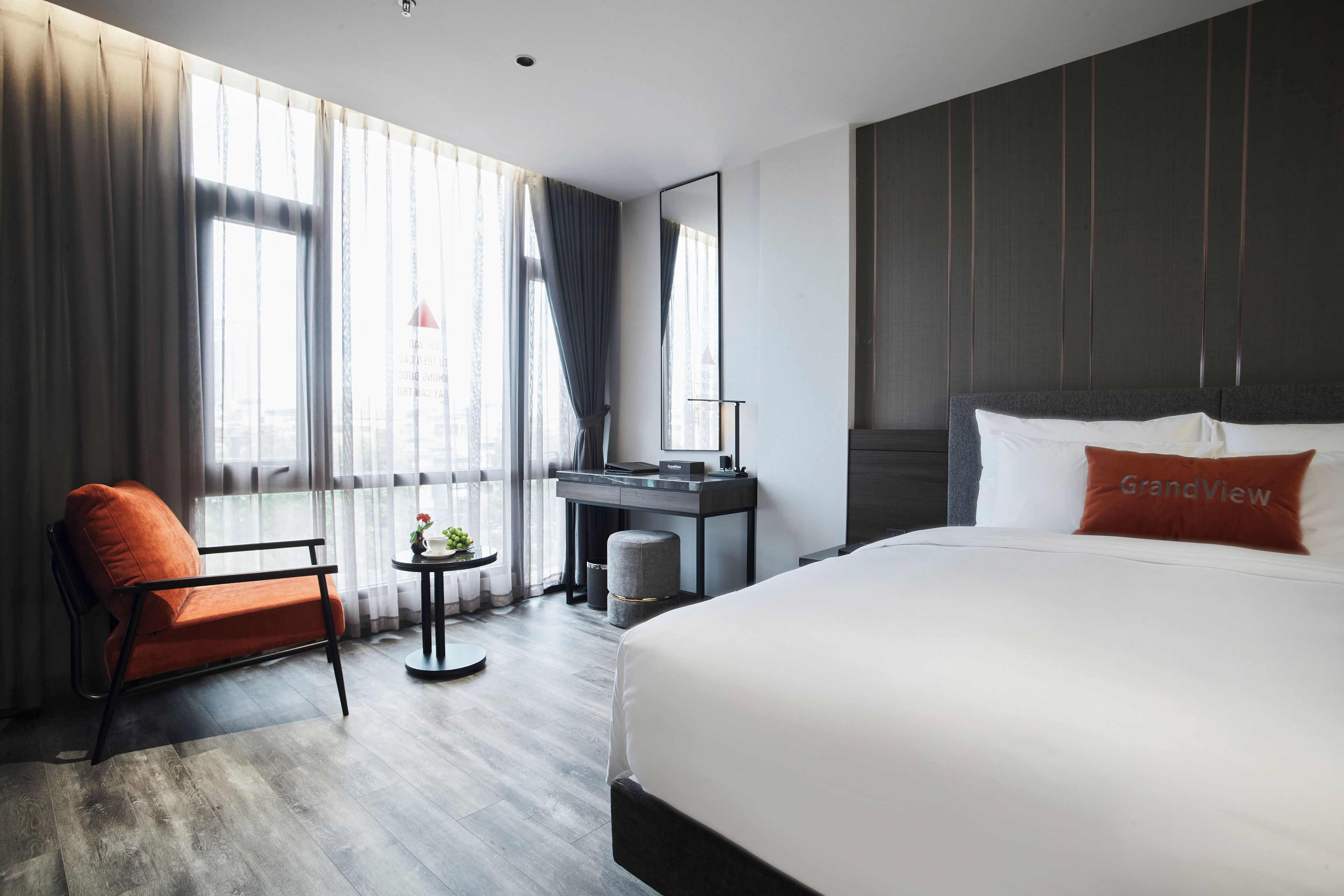 Premium bedding, Select Comfort beds, minibar, in-room safe