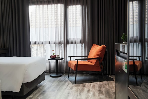1 bedroom, premium bedding, Select Comfort beds, minibar