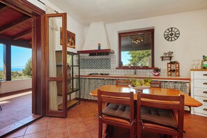 Oven, stovetop