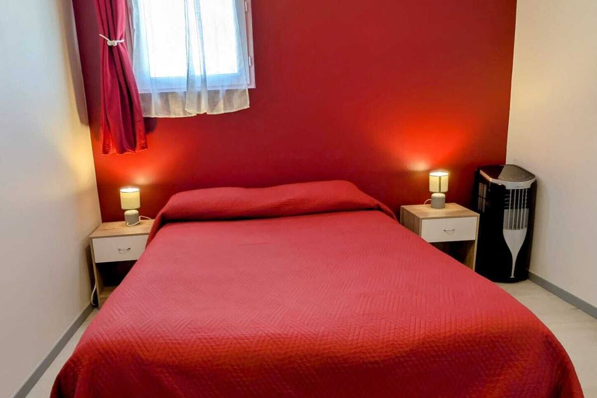 Chambre Lastours | 1 quarto, Wi-Fi de cortesia