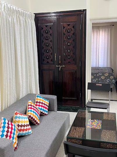 Akshaya - Charming 2BHK apartment with scenic view