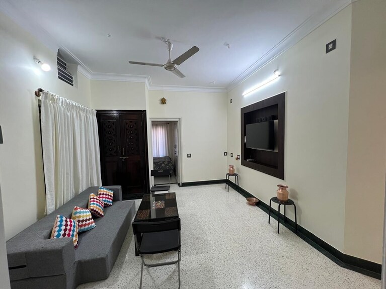 Akshaya - Charming 2bhk Apartment With Scenic View - Mysore