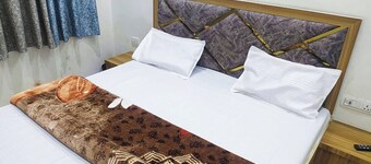 Hotel Meera residency Mathura