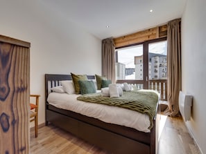 2 chambres, Wi-Fi gratuit, draps fournis