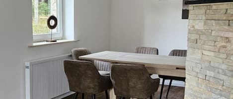 House | Dining