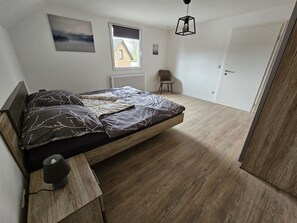 Casa | 4 camere, con arredamento individuale