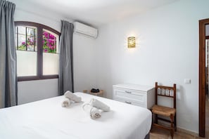 2 bedrooms, Internet