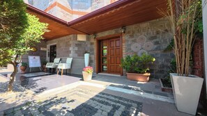 Deluxe Garden | Ücretsiz minibar, masa, güneşlik/perde, ütü/ütü masası