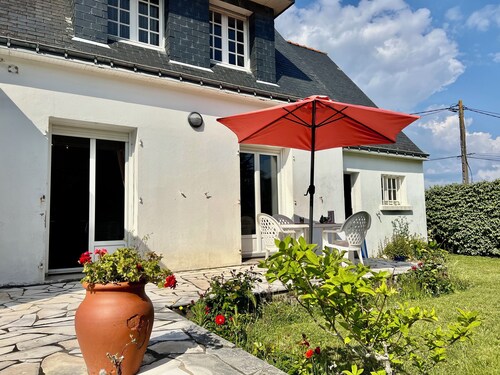 La Roseraie-8P-Wifi-Jardin Clos