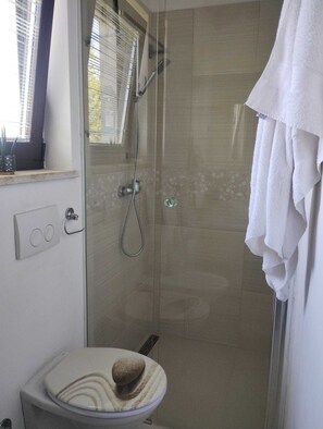 Bathroom - Tranquil Escape in Nature (Buje)