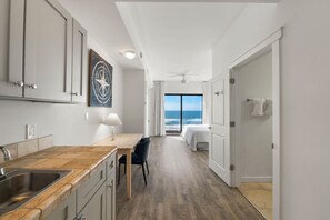 2 bedrooms, desk, iron/ironing board, travel cot