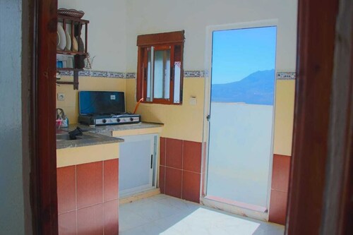 Lovely 2-bedroom apartment with WiFi in the blue pear Chefchaouen
