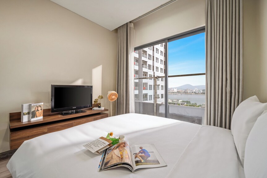 Monarchy Apartment 2br/80m2 Han River View - ダナン 州