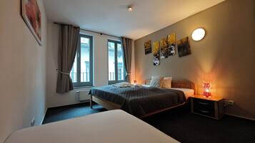 3 bedrooms, iron/ironing board, travel crib, free WiFi