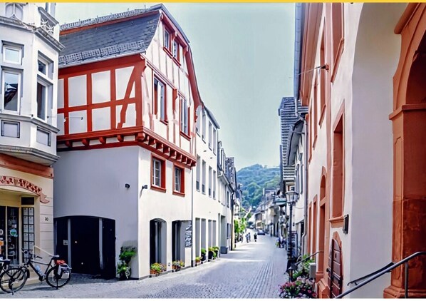 Esterni