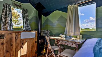 Chalet | Living room | Fireplace