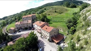 Esterni