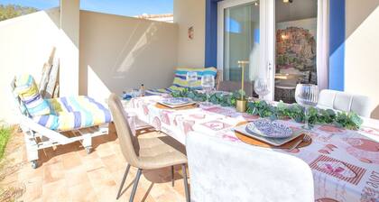 Magnifique maison de vacances privée pour 4 personnes avec climatisation, TV, terrasse et parking