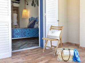 2 bedrooms