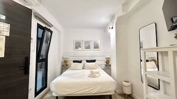 Free WiFi, bed sheets