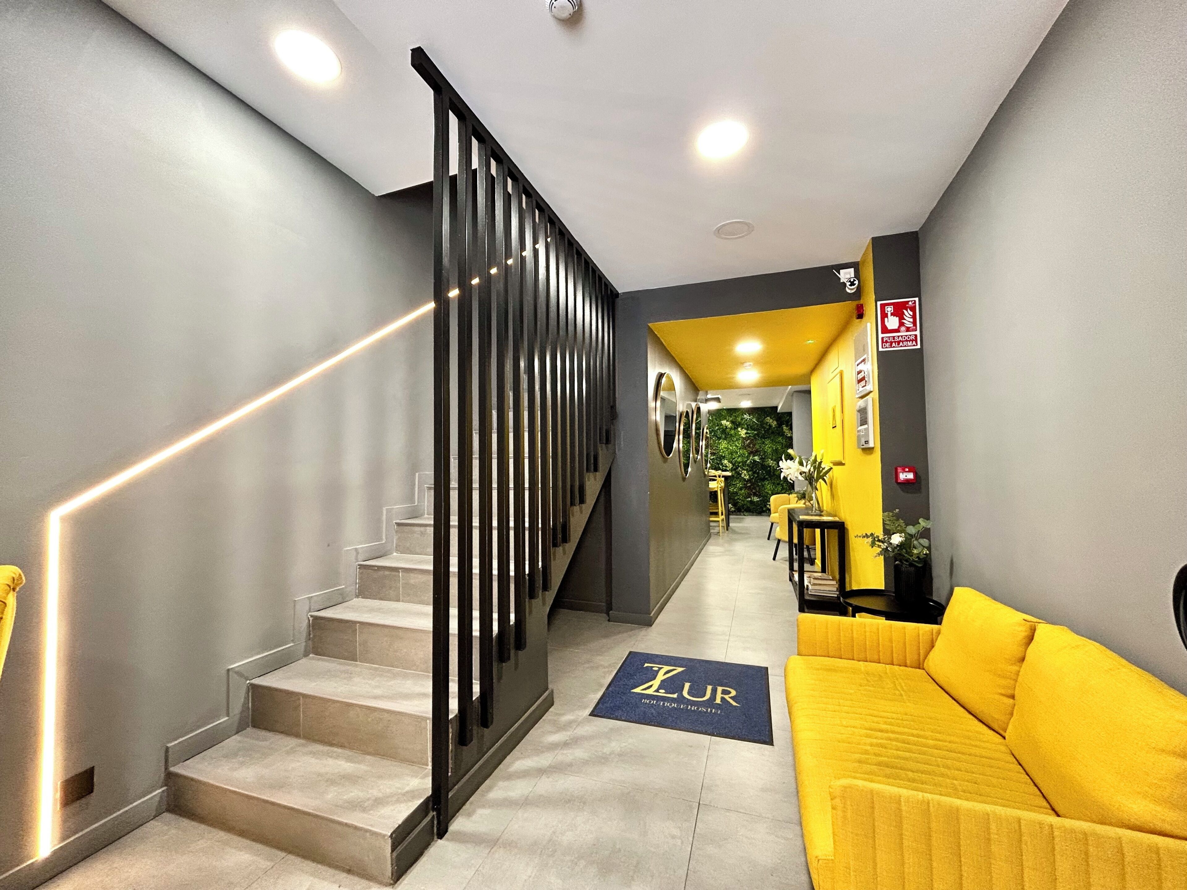 Photo - ZUR Boutique Hostel