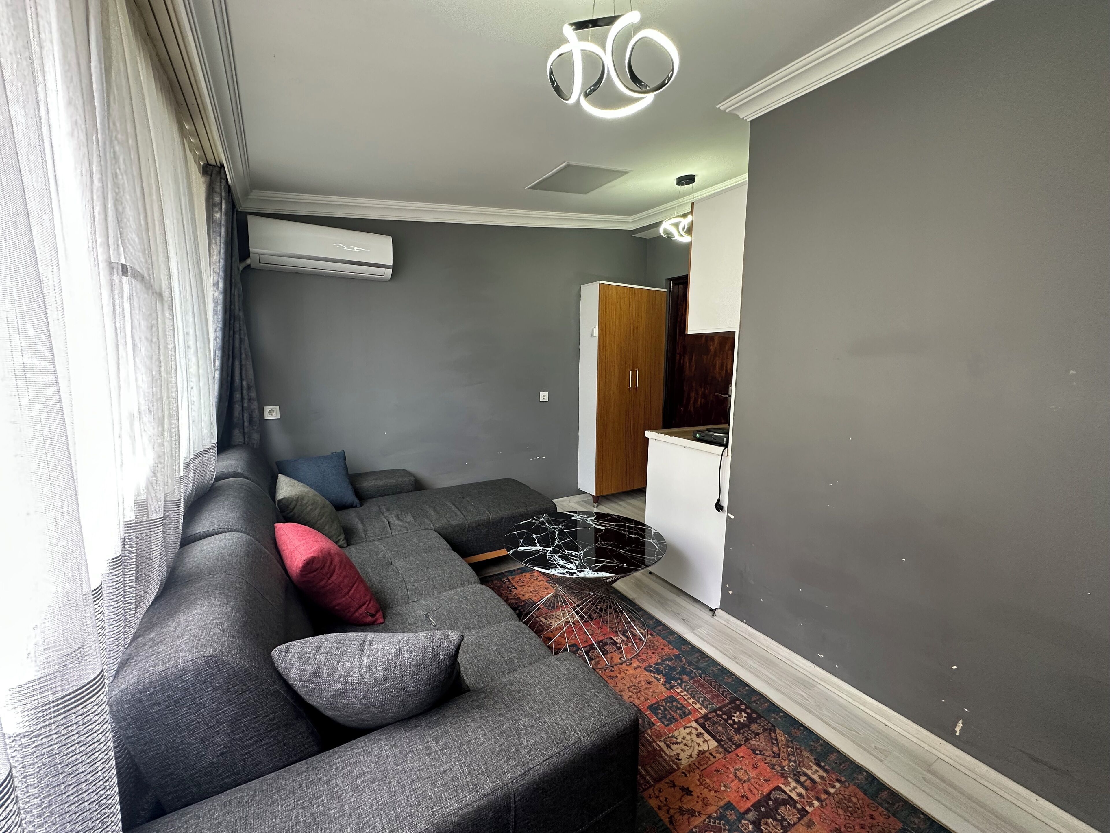 Suite familiare | Biancheria da letto di alta qualità, minibar, una scrivania