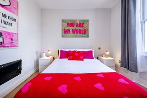 1 chambre, fer et planche à repasser, lit parapluie, Wi-Fi gratuit