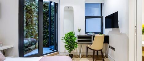 2 chambres, fer et planche à repasser, Wi-Fi gratuit, draps fournis