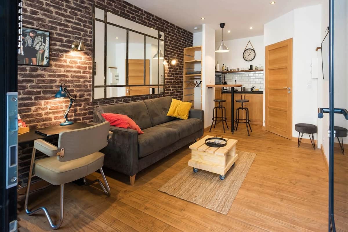 コンフォート アパートメント | 1 室のベッドルーム、WiFi (無料)