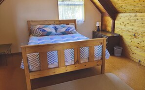 2 bedrooms, iron/ironing board, bed sheets