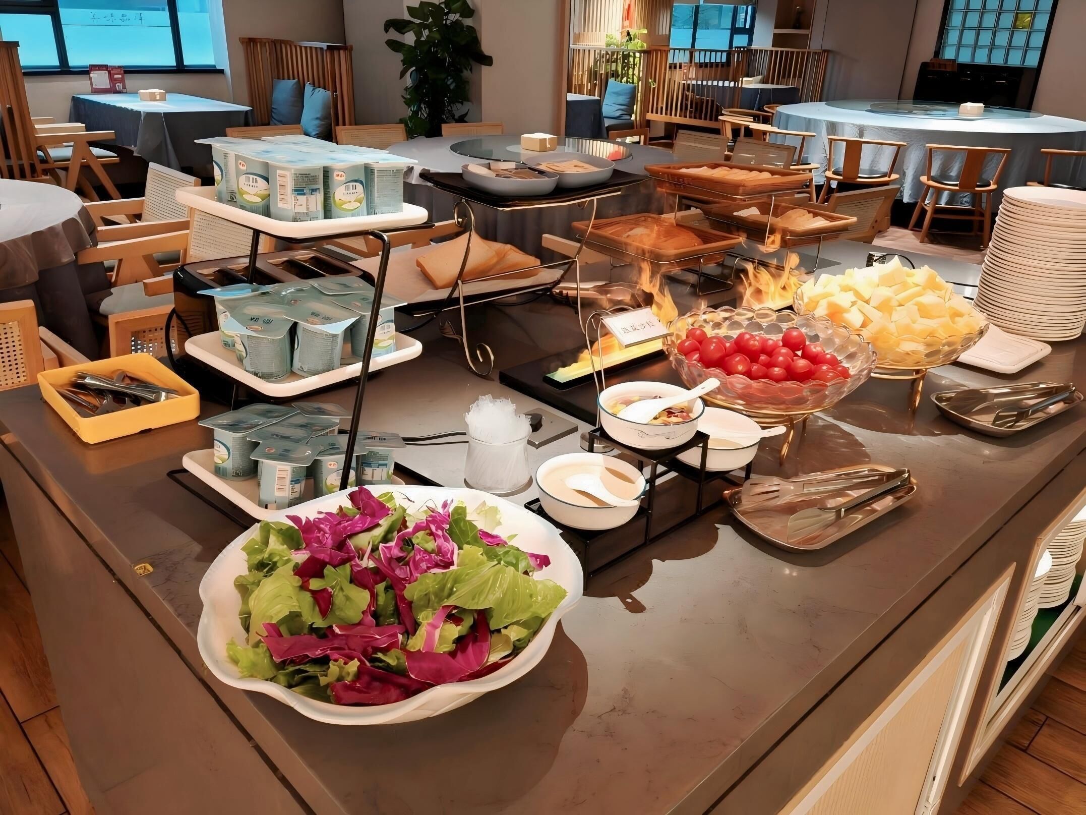 Bao gồm bữa sáng buffet hàng ngày 