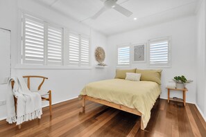 2 makuuhuonetta, silitysrauta/-lauta, Wi-Fi