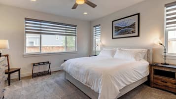 3 bedrooms, desk, iron/ironing board, WiFi