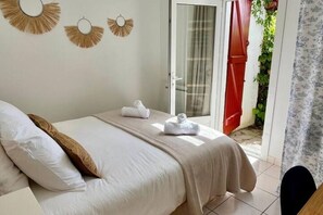1 bedroom, iron/ironing board, WiFi