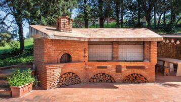 Villa, Smoking | 4 bedrooms