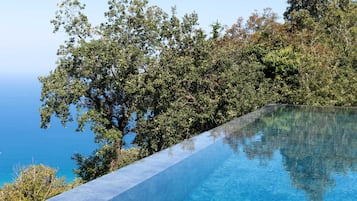 Villa, Smoking | 4 bedrooms