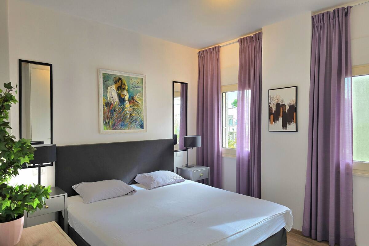2 habitaciones, tabla de planchar con plancha y wifi gratis