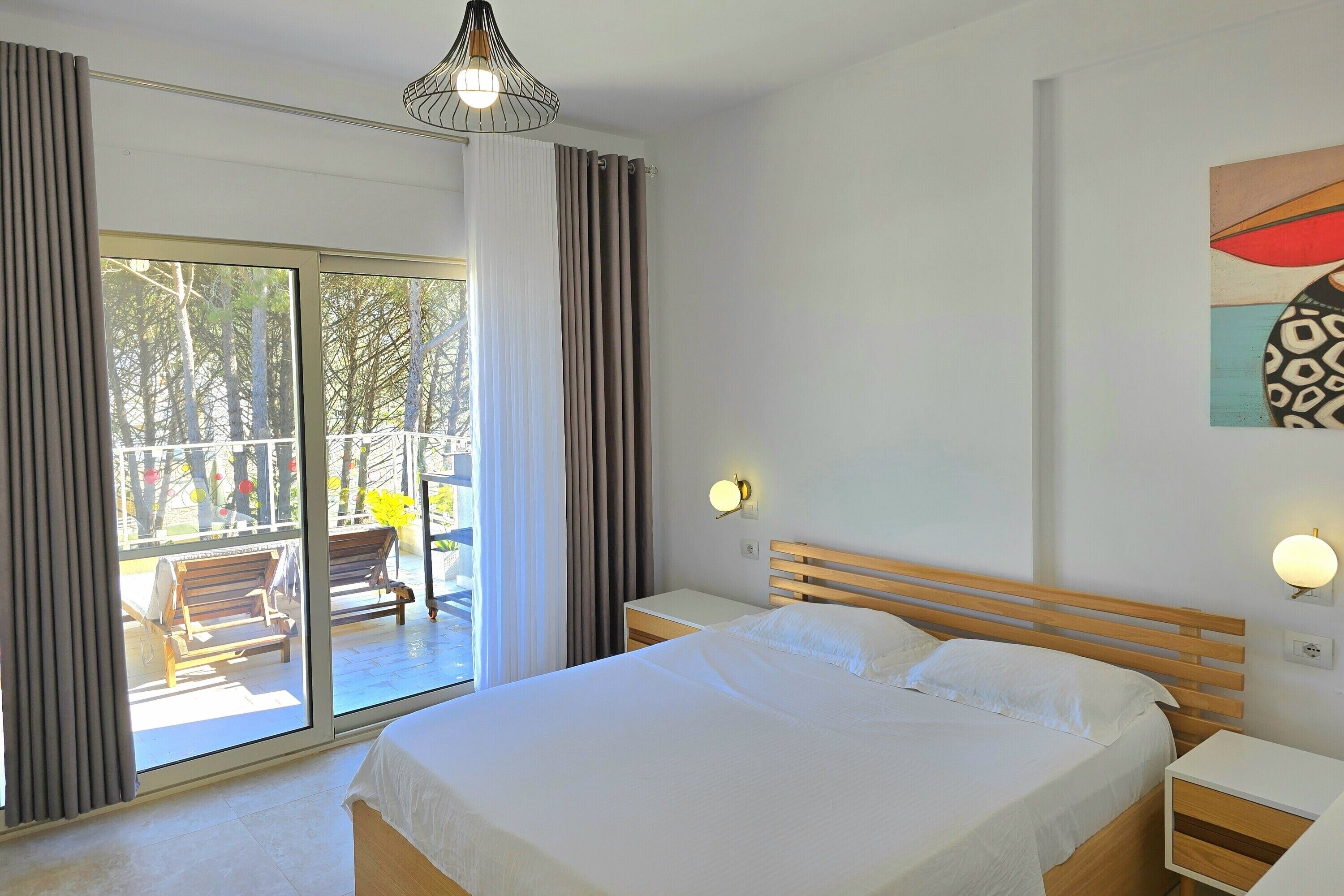 2 bedrooms, iron/ironing board, free WiFi, bed sheets