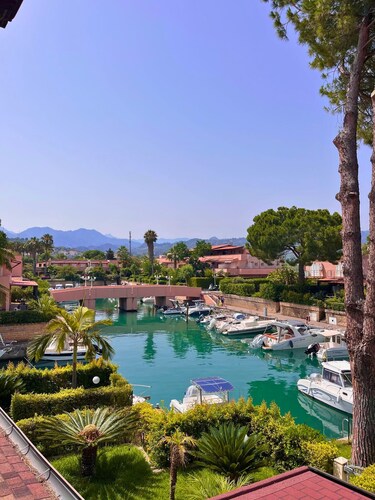 [Portorosa Residence] Canal apartment with a view