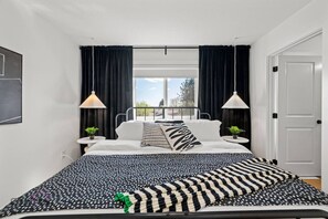 3 bedrooms, desk, iron/ironing board, travel cot