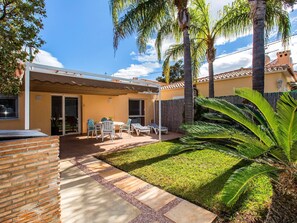 Casa, 2 quartos, acessível, para fumantes | Opções para refeição ao ar livre