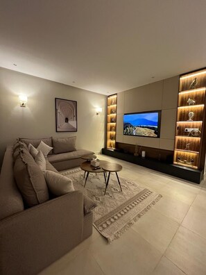 Luxury Apartment, 2 Bedrooms | Living area - Riyadh Luxury (Riyadh)