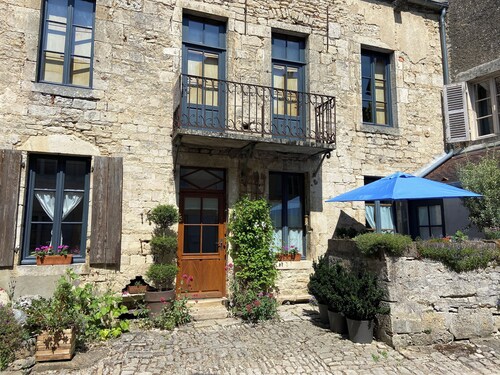 La Maison Galimard – Guest Rooms in Flavigny-sur-Ozerain