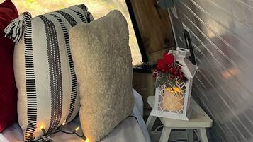 1 sovrum, wi-fi och sÀngklÀder