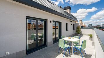 Appartement, 1 slaapkamer, uitzicht op de stad | Terras
