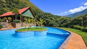 Facciata della struttura