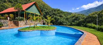 www.ecoterralodge.com