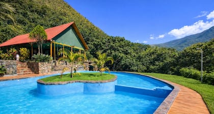 www.ecoterralodge.com